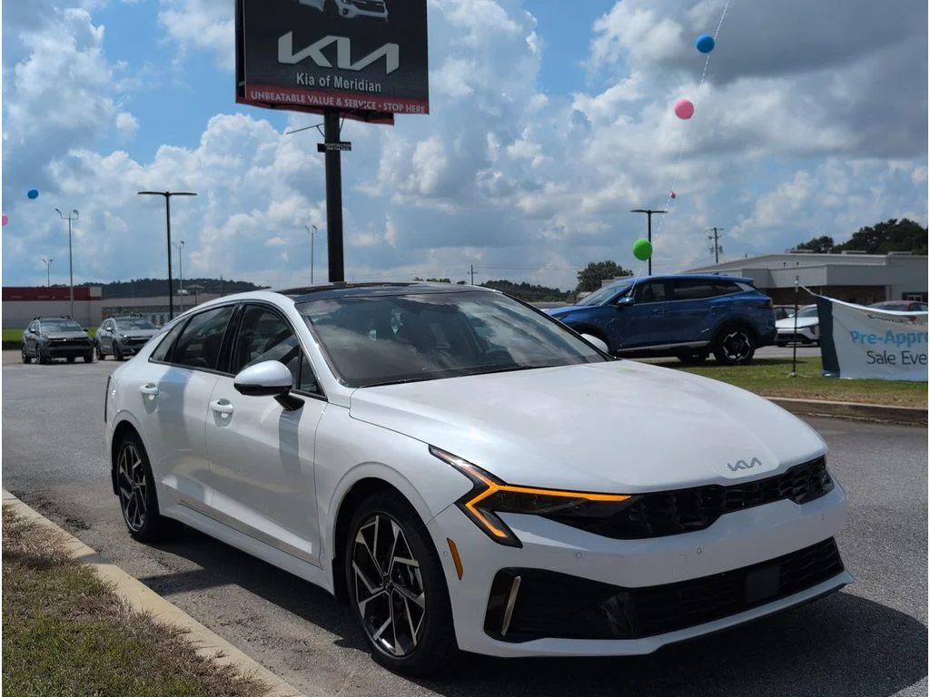 2025 Kia K5 EX - Photo 7