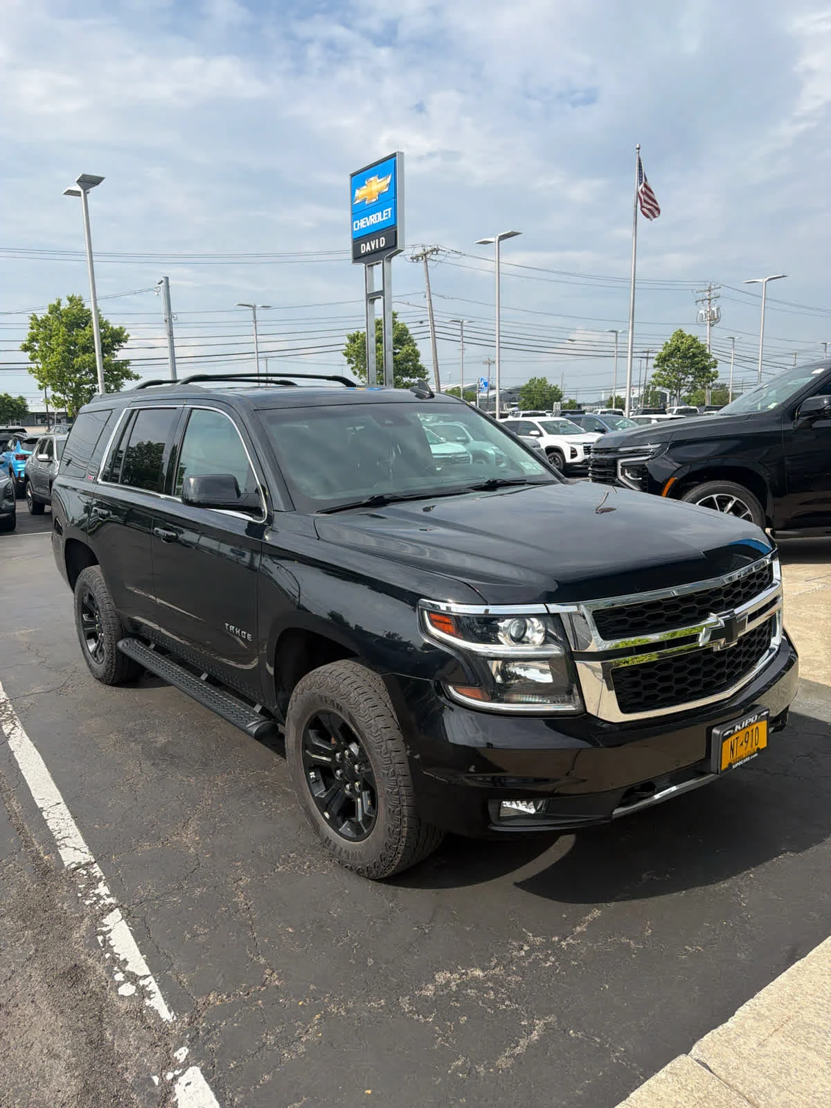 Used 2020 BLACK Chevrolet LT image 2