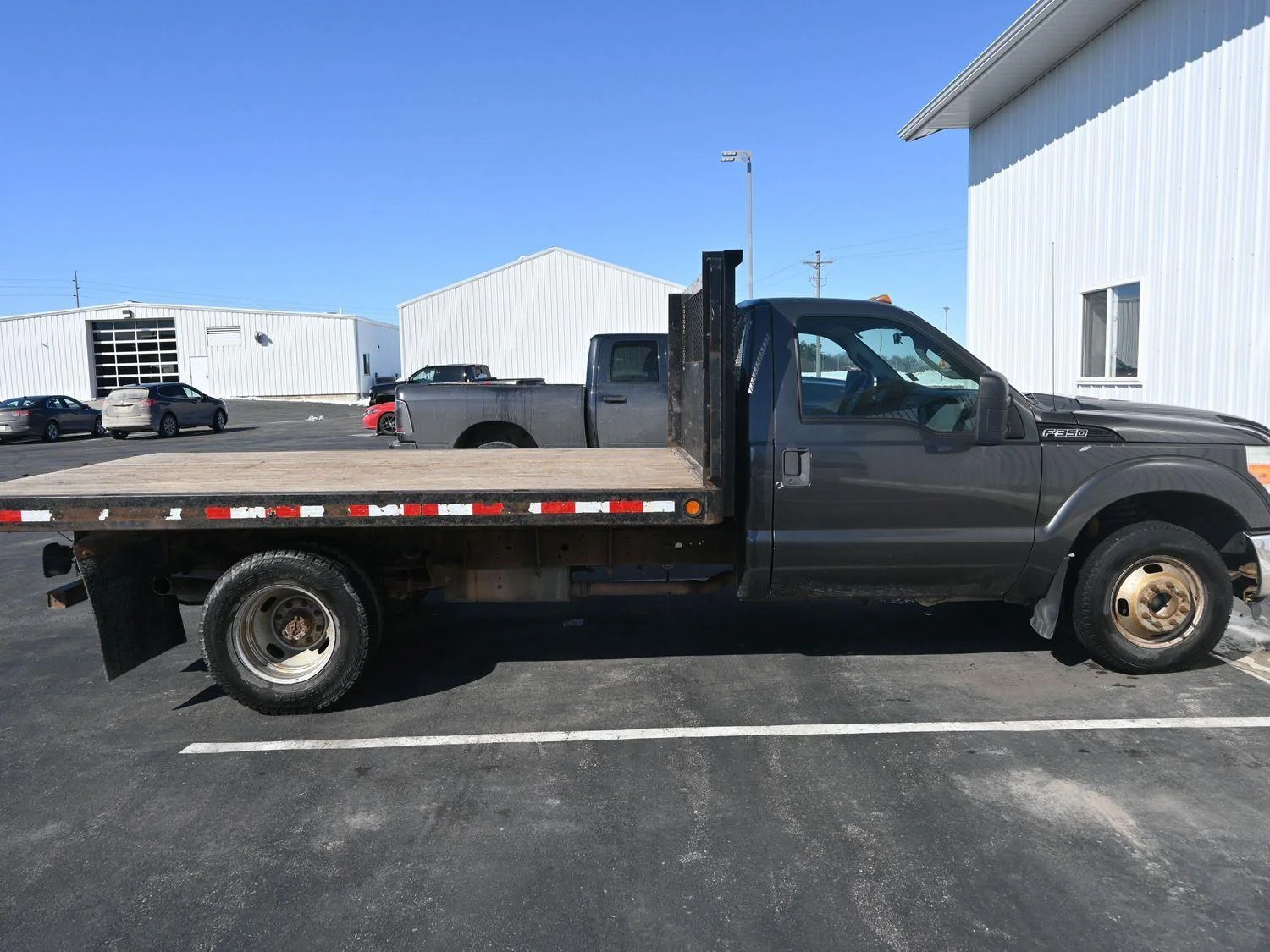 Used 2011 Ford F-350 Super Duty Chassis Cab XL with VIN 1FDRF3G69BEB31592 for sale in Charles City, IA