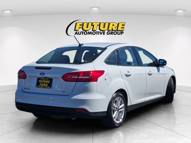 Used 2016 White Ford SE image 4
