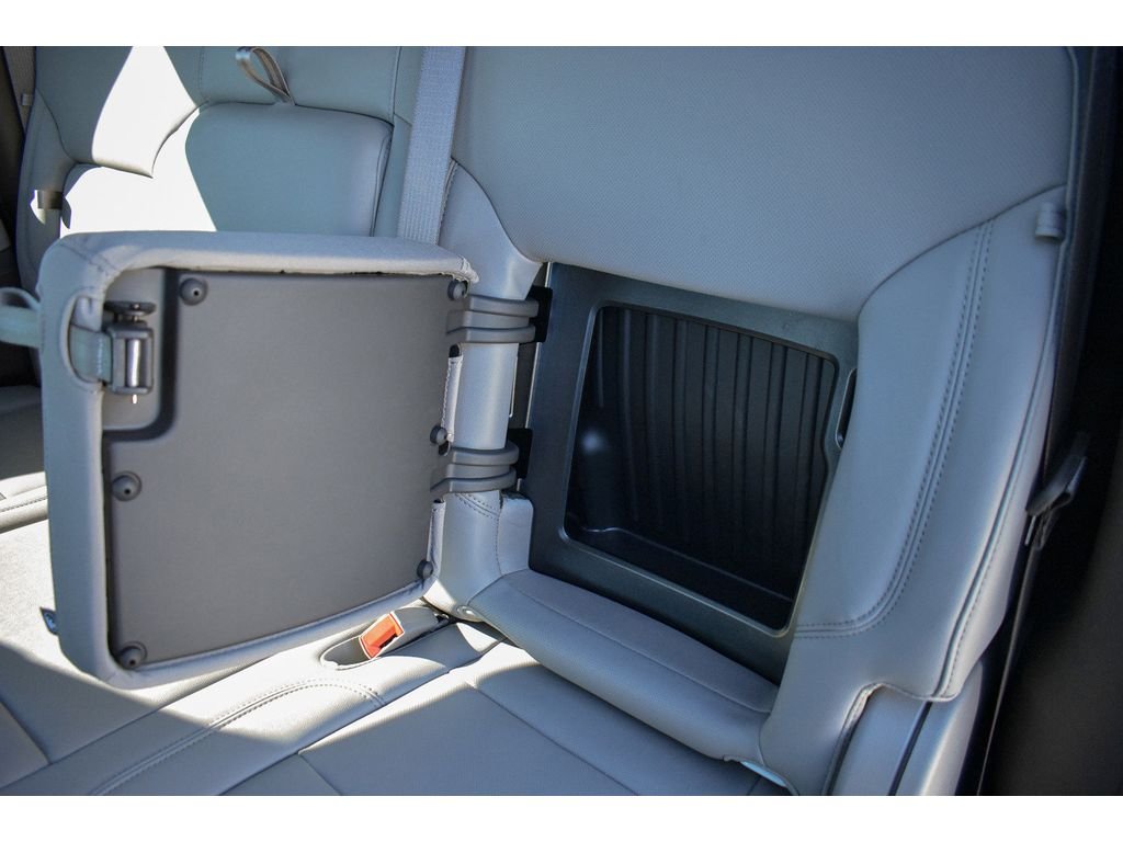 2025 Chevrolet Silverado 3500 HD LTZ - Photo 38