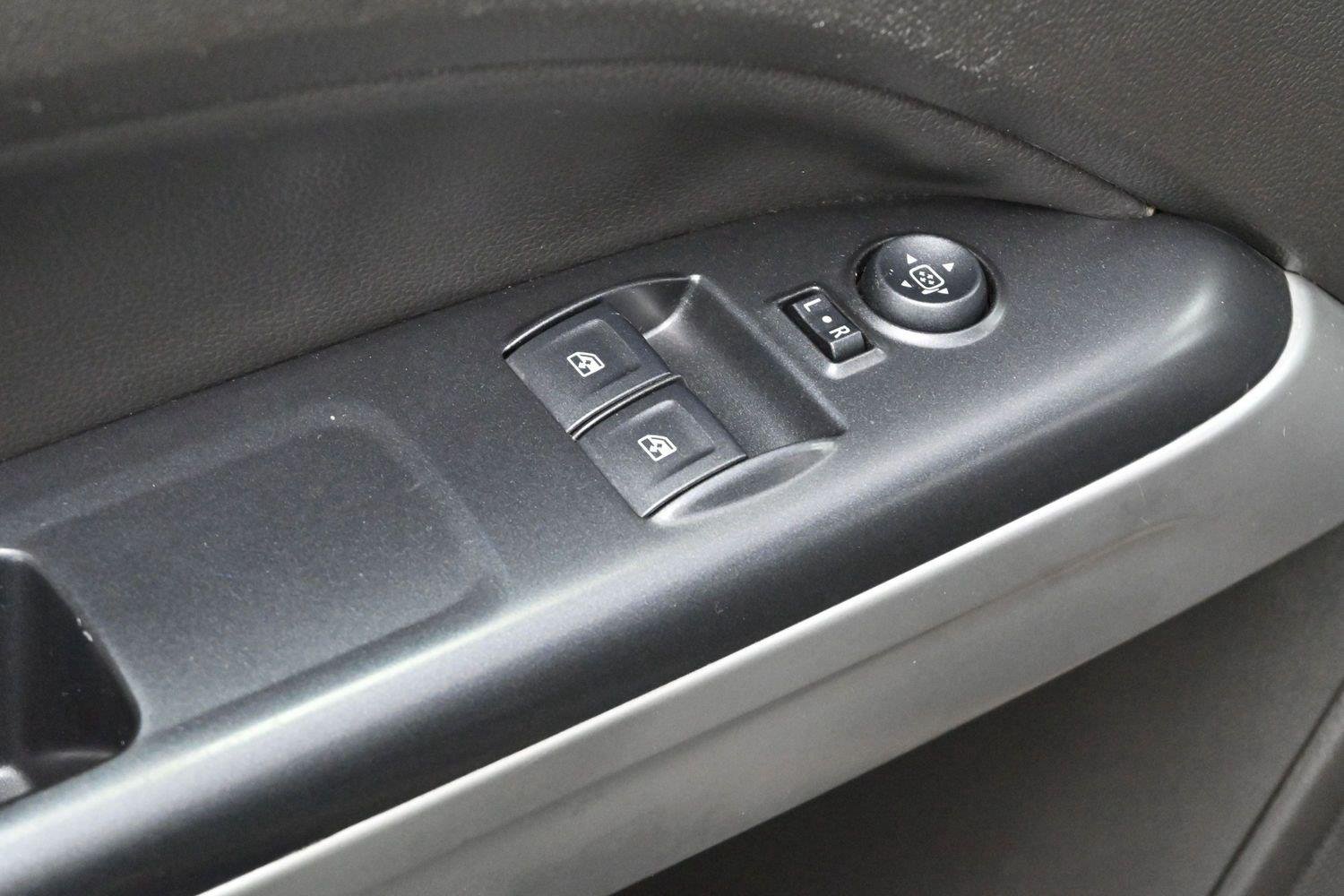Used 2015 Brownstone Metallic Chevrolet 4WD LT image 16
