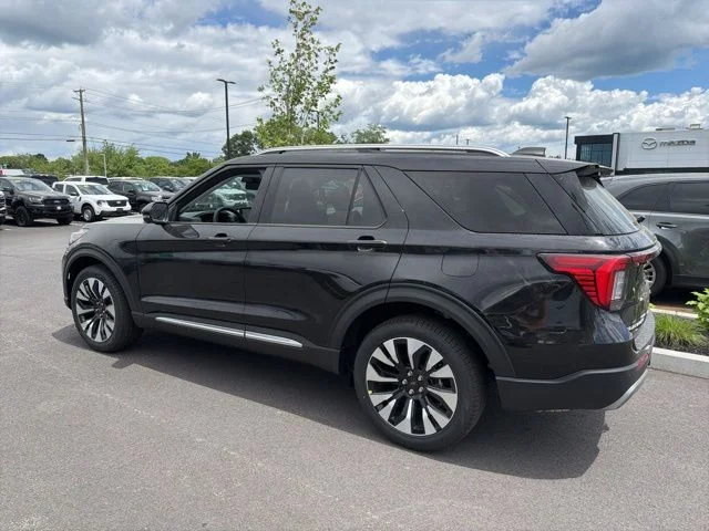 New 2026 Black Ford Platinum image 5