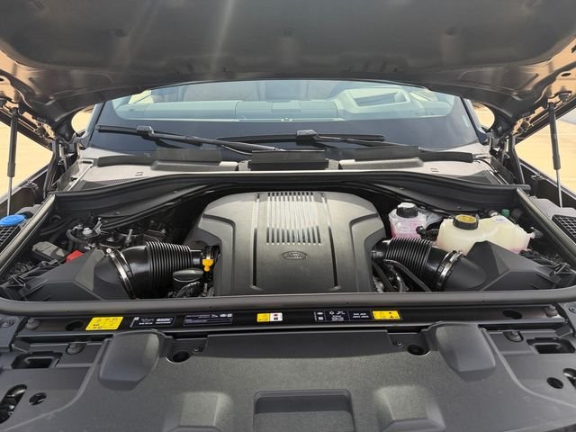 New 2026 Charente Grey Land Rover SE image 19