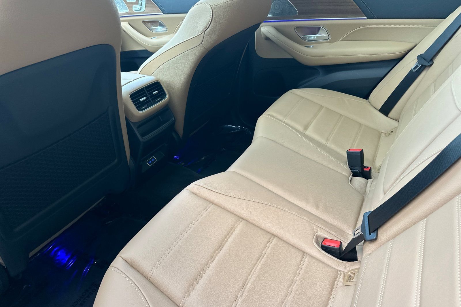 New 2026 White Mercedes-Benz GLE 350 image 12