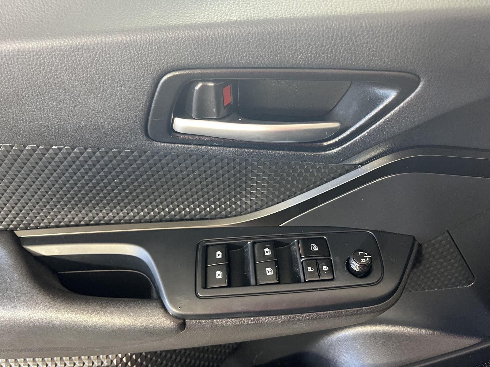 Used 2019 Black Sand Pearl Toyota LE image 13