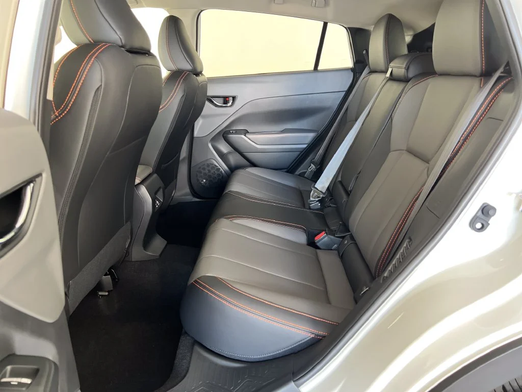 New 2026 CRYSTAL WHITE PEARL Subaru Limited Hybrid image 27