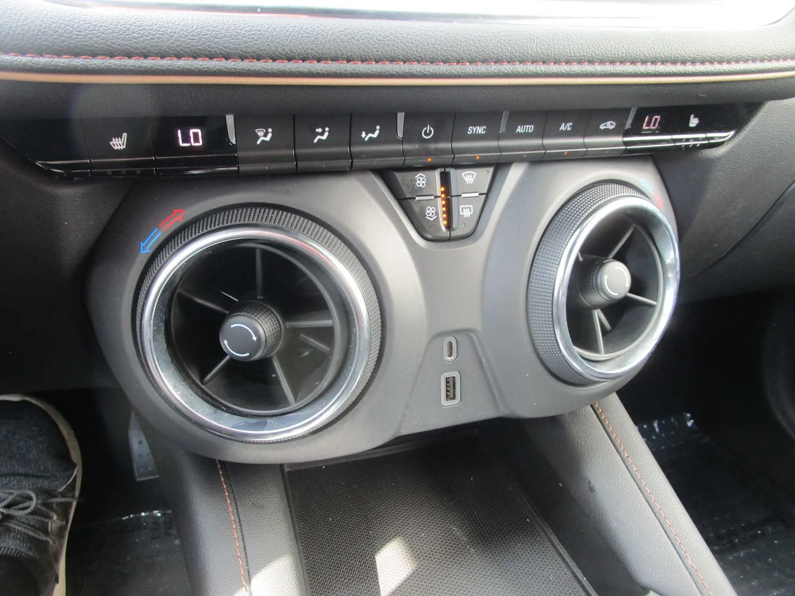 Certified Used 2022 Pewter Metallic Chevrolet Premier image 19
