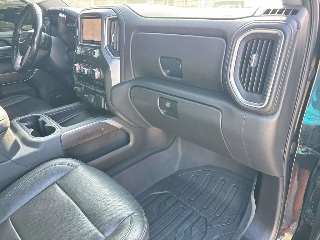Used 2019 Black GMC SLT image 34