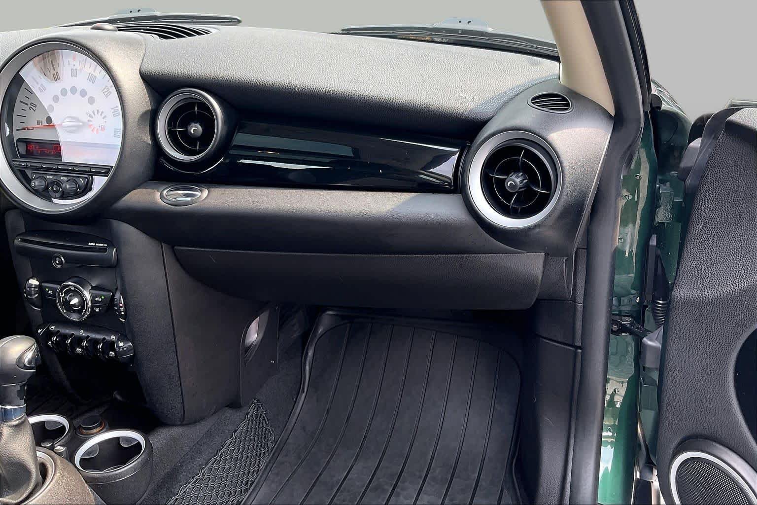 Used 2012  MINI  image 17