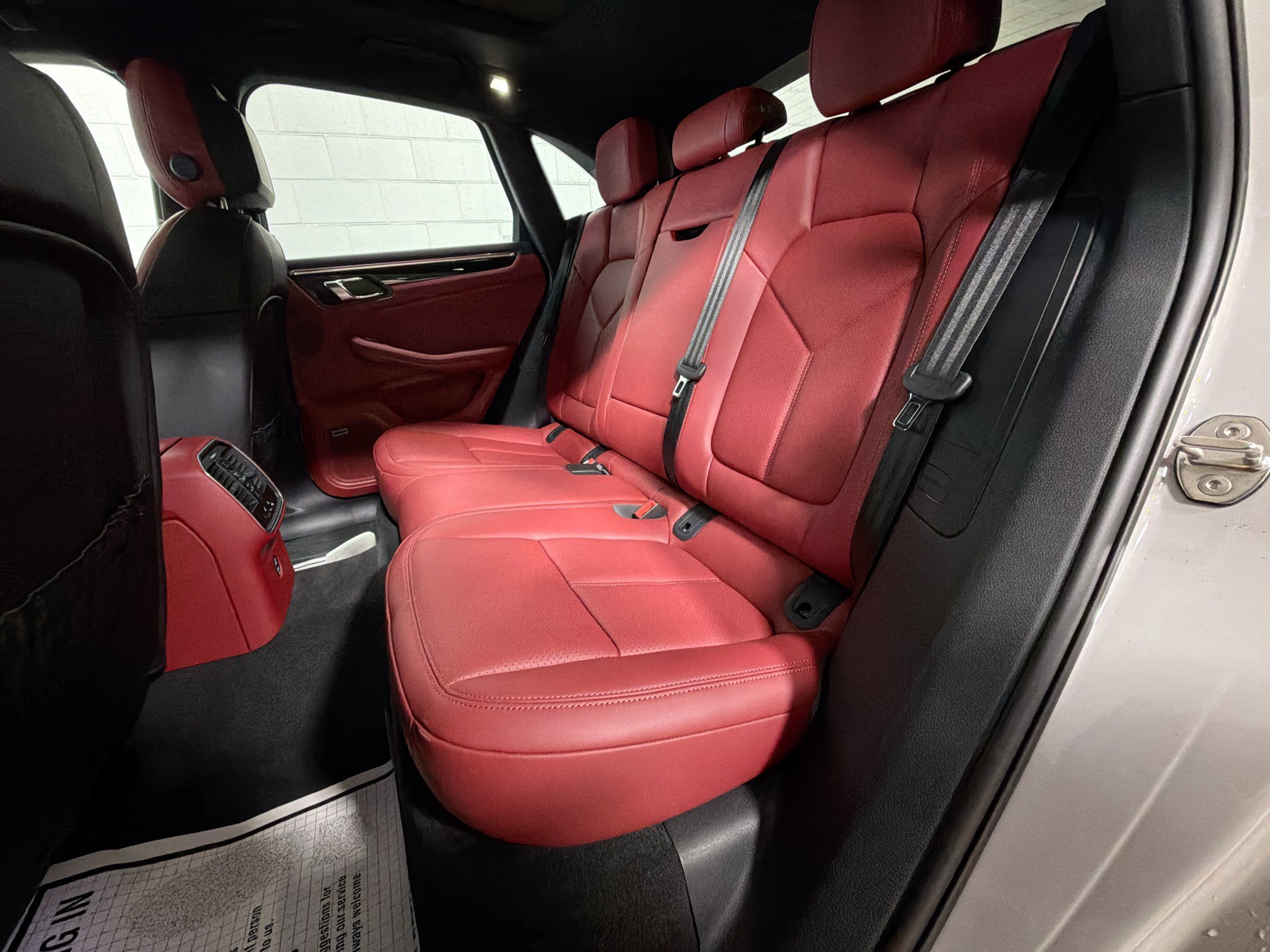 Used 2026  Porsche  image 19