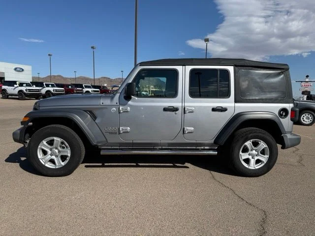Certified Used 2018 Silver Jeep Unlimited Sport image 4