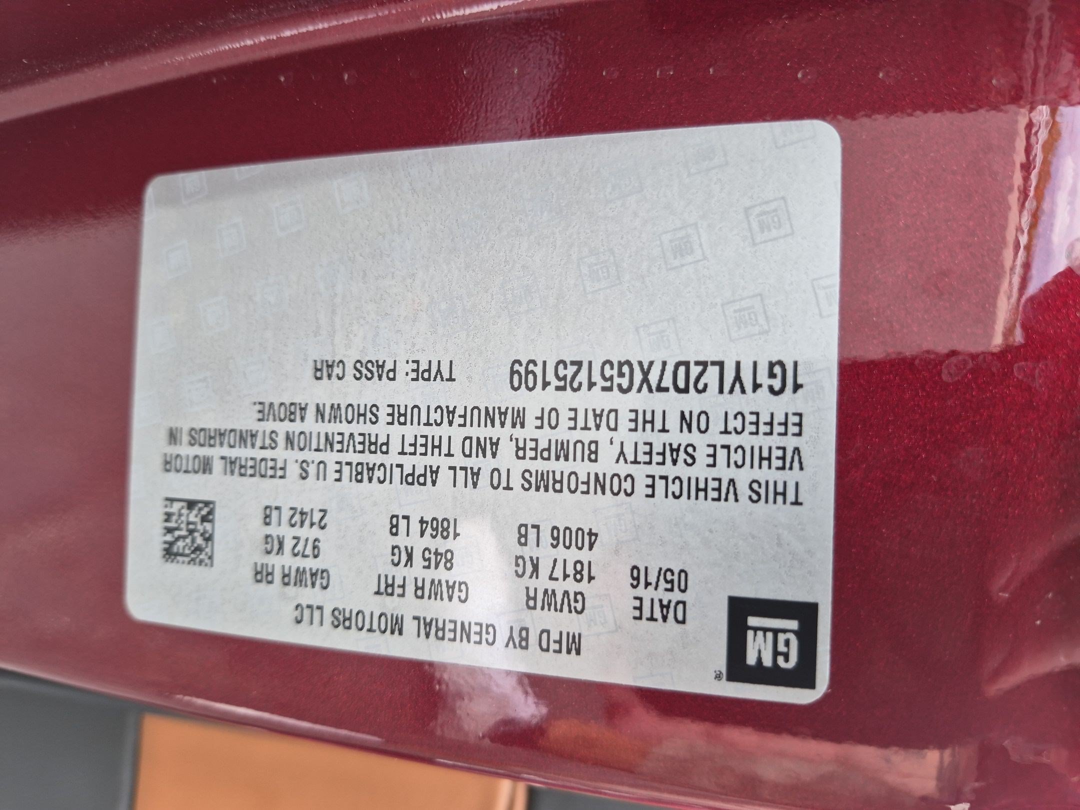 Used 2016 LONG BEACH RED METALLIC TINTCOAT Chevrolet Z51 3LT image 32