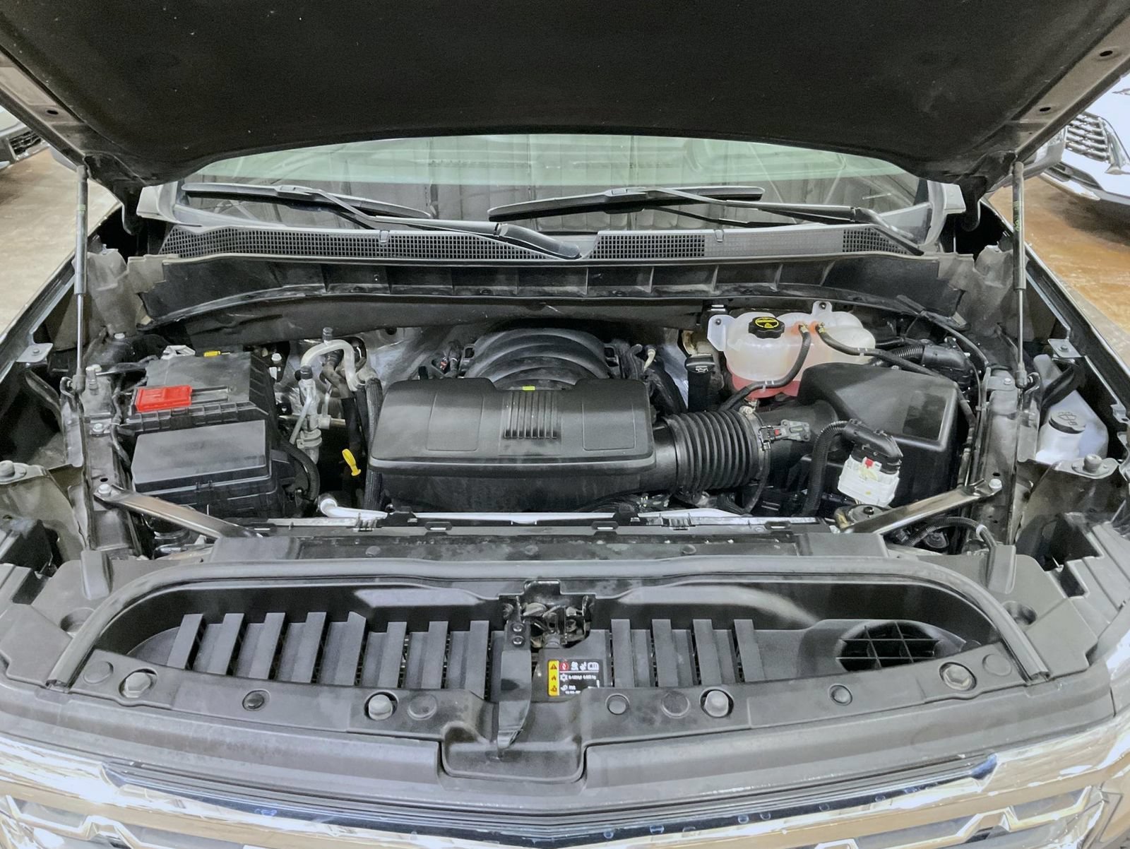 2024 Chevrolet Silverado 1500 LTZ - Photo 24