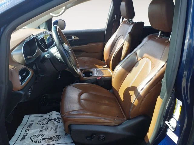 Used 2017 Blue Pearl Chrysler Limited image 11