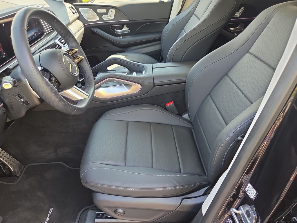 Certified Used 2026 Black Mercedes-Benz GLS 450 image 10