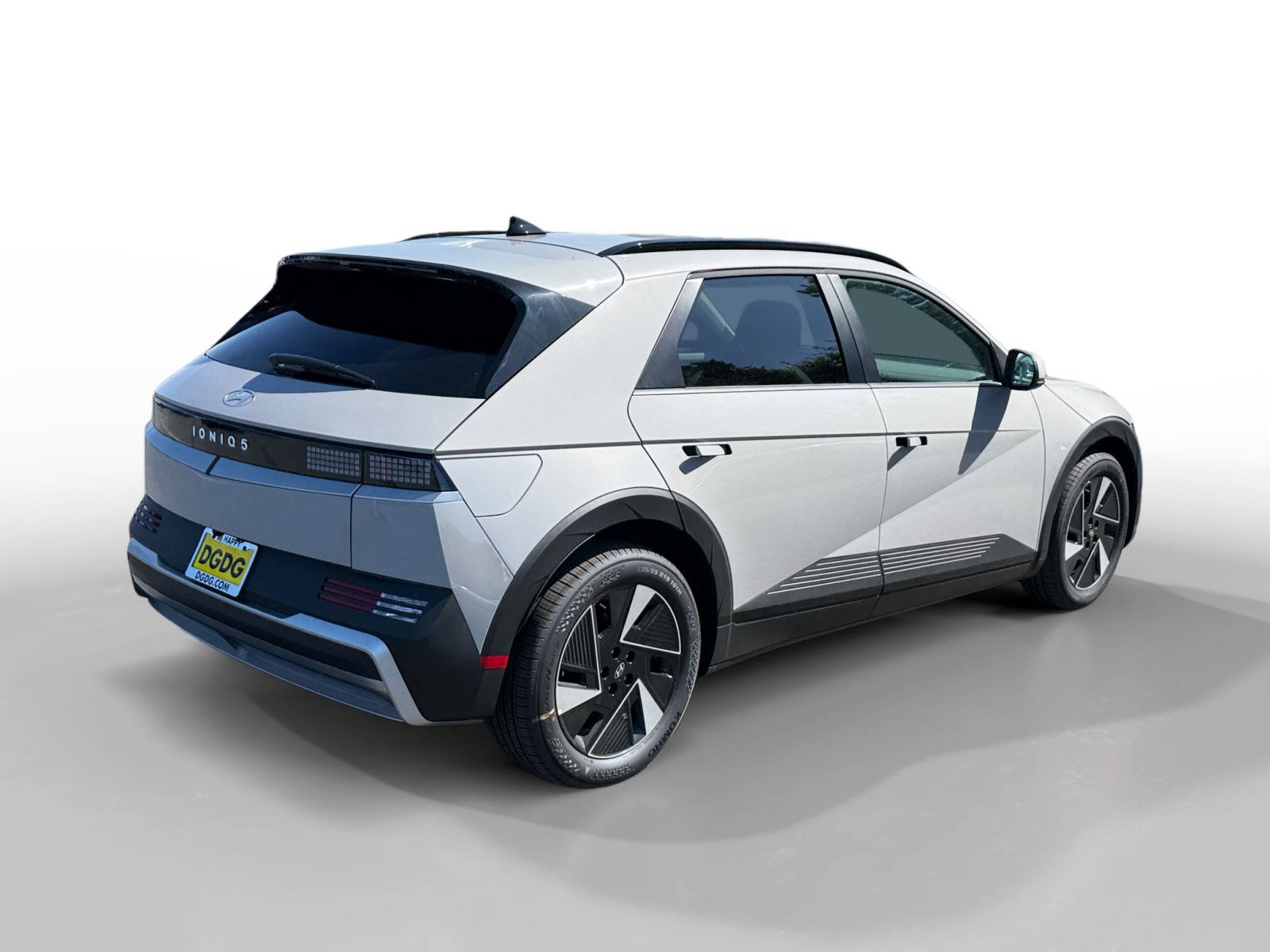 New 2027 Gray Hyundai SEL image 5