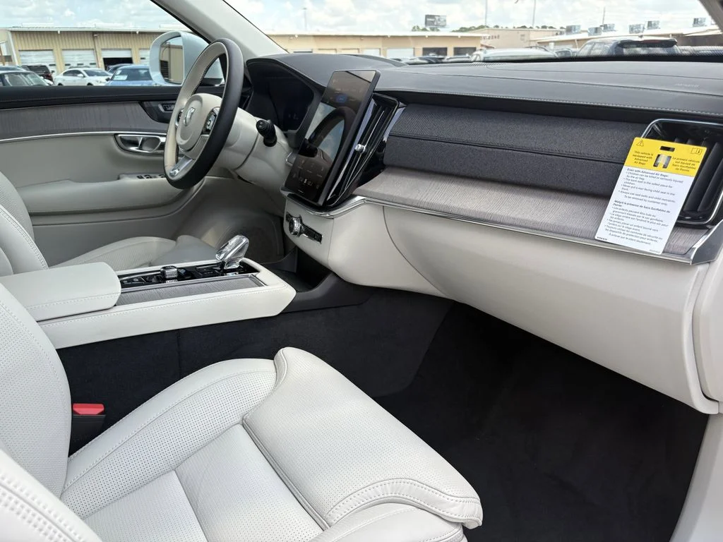 New 2026 Crystal White Volvo Ultra image 33
