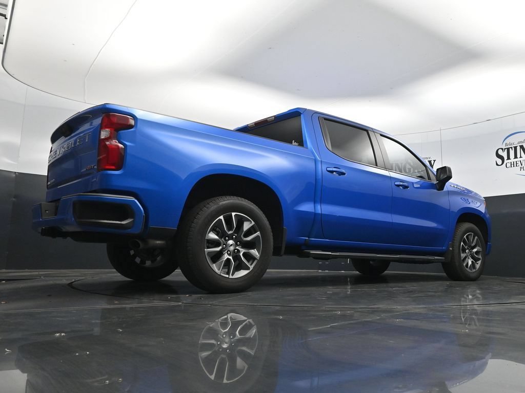 Used 2025 Riptide Blue Metallic Chevrolet RST image 32