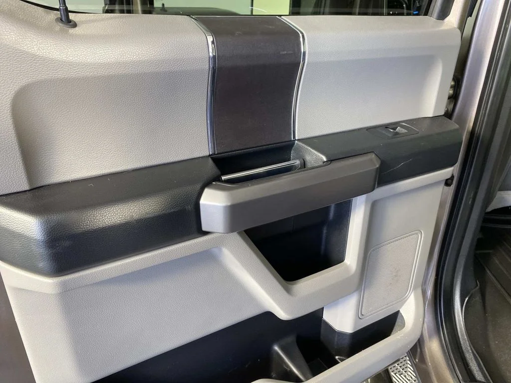 Used 2019 Gray Ford XLT image 24