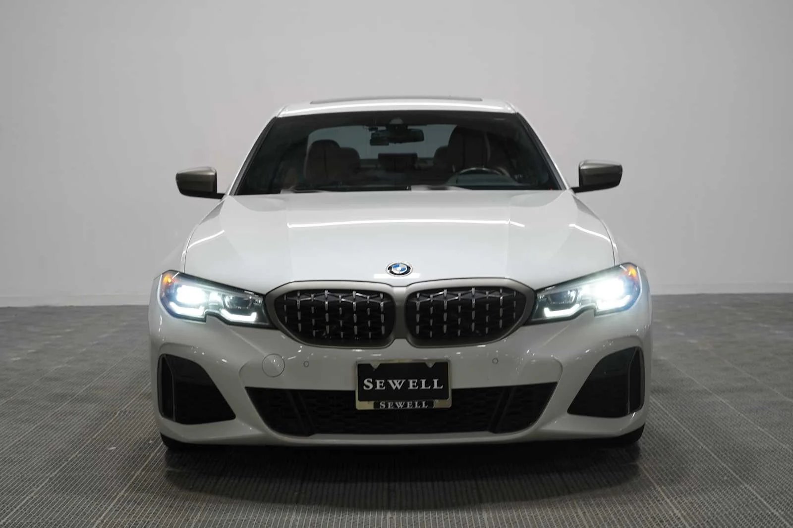 Used 2021 Mineral White Metallic BMW M340i image 2