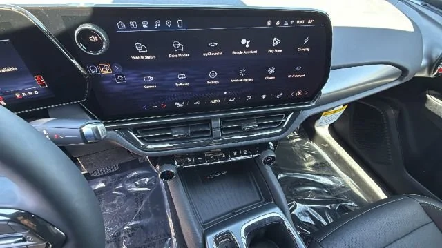 2026 Chevrolet Equinox EV RS - Photo 15