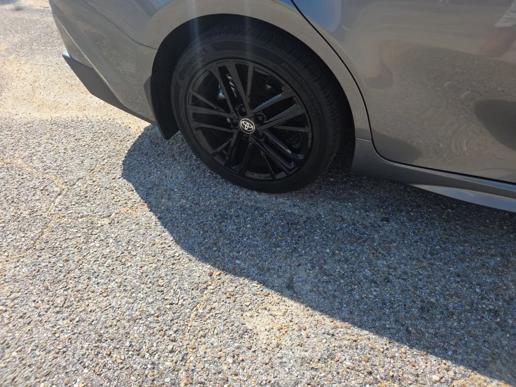 Used 2025  Toyota SE image 17