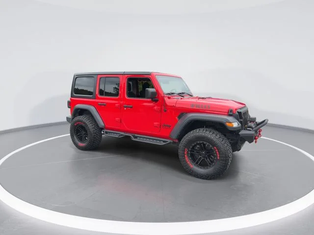 Used 2023 Red Jeep Willys image 2