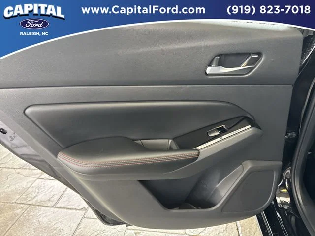 Used 2025 Black Nissan 2.5 SR image 17