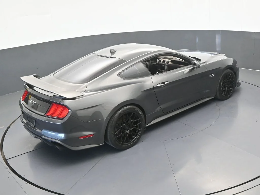 Used 2020 Magnetic Ford GT Premium image 39