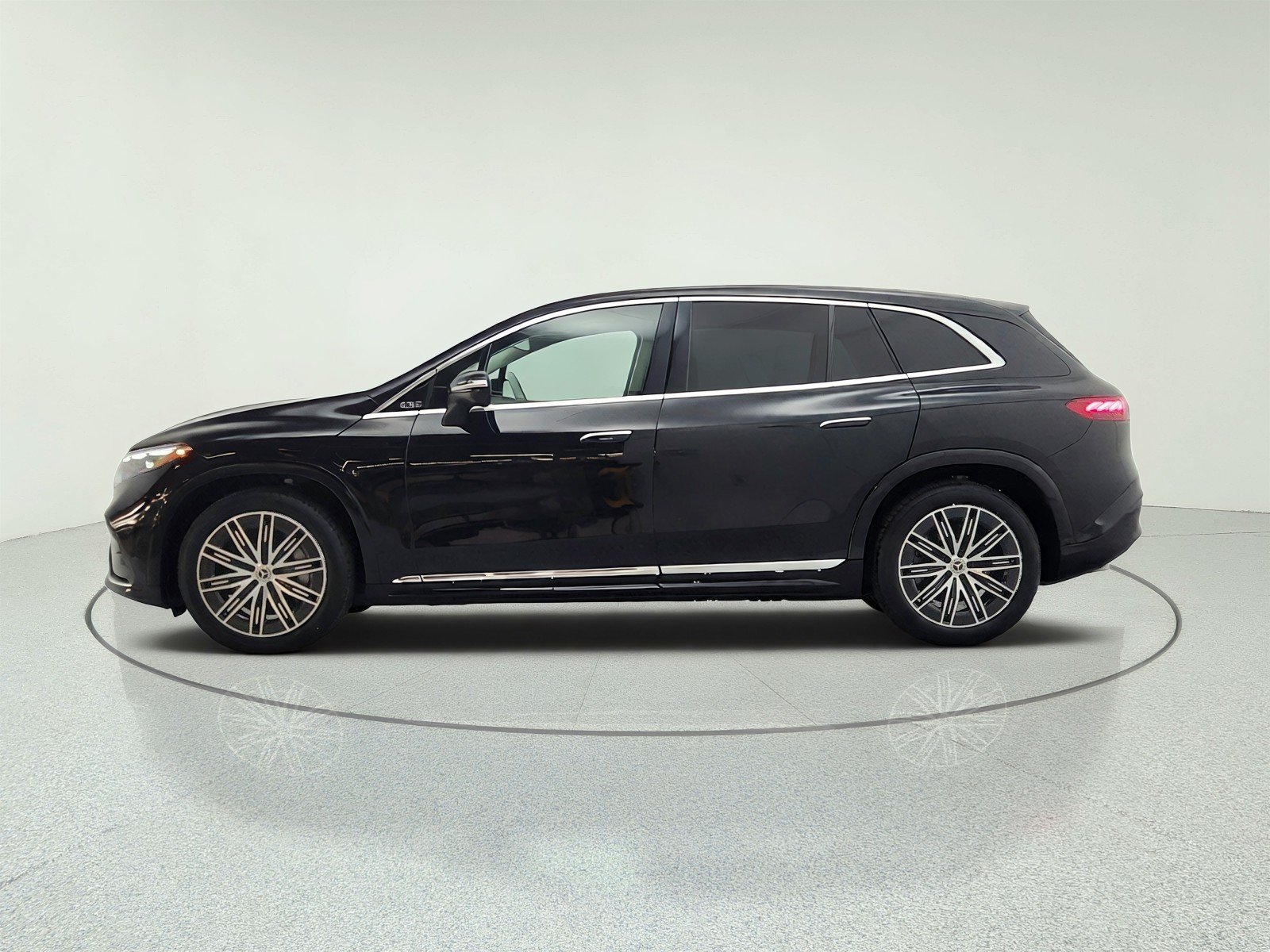 Used 2023 Obsidian Black Metallic Mercedes-Benz EQS 580 4MATIC® SUV image 8