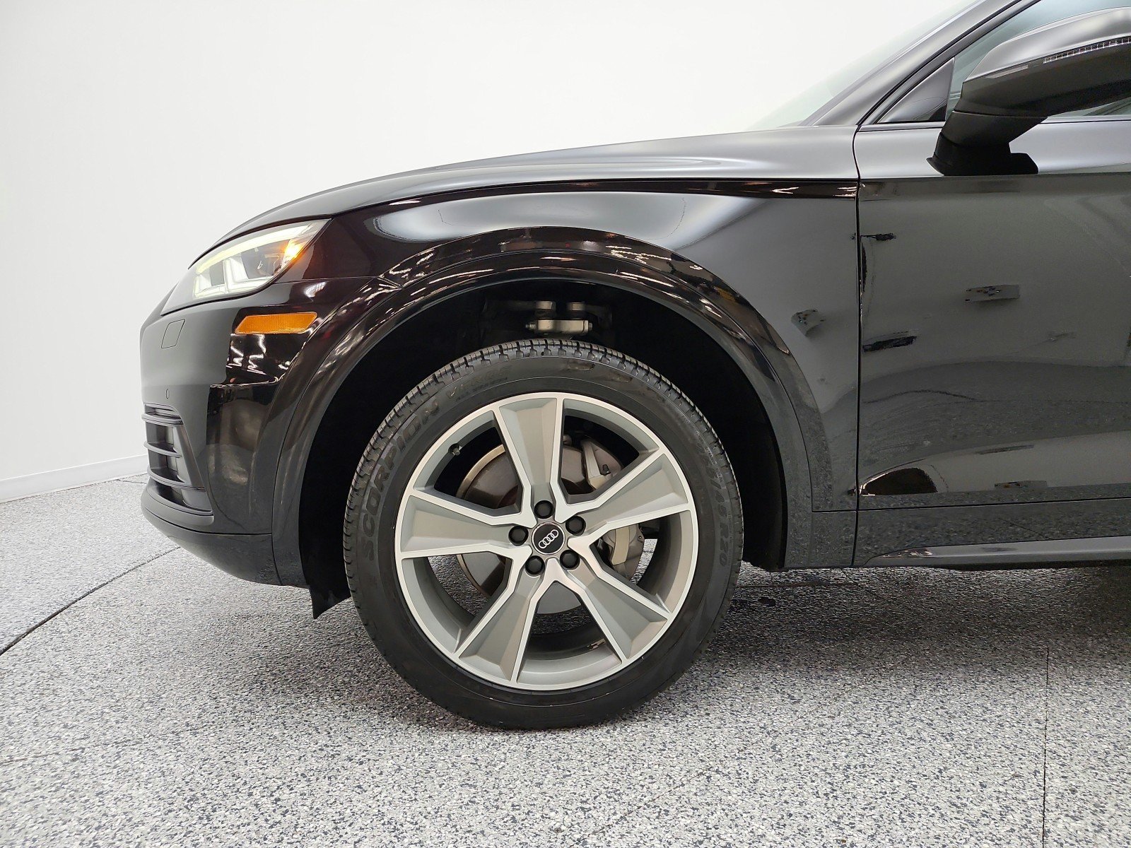 Used 2019 Mythos Black Metallic Audi Premium Plus 45 TFSI quattro image 21