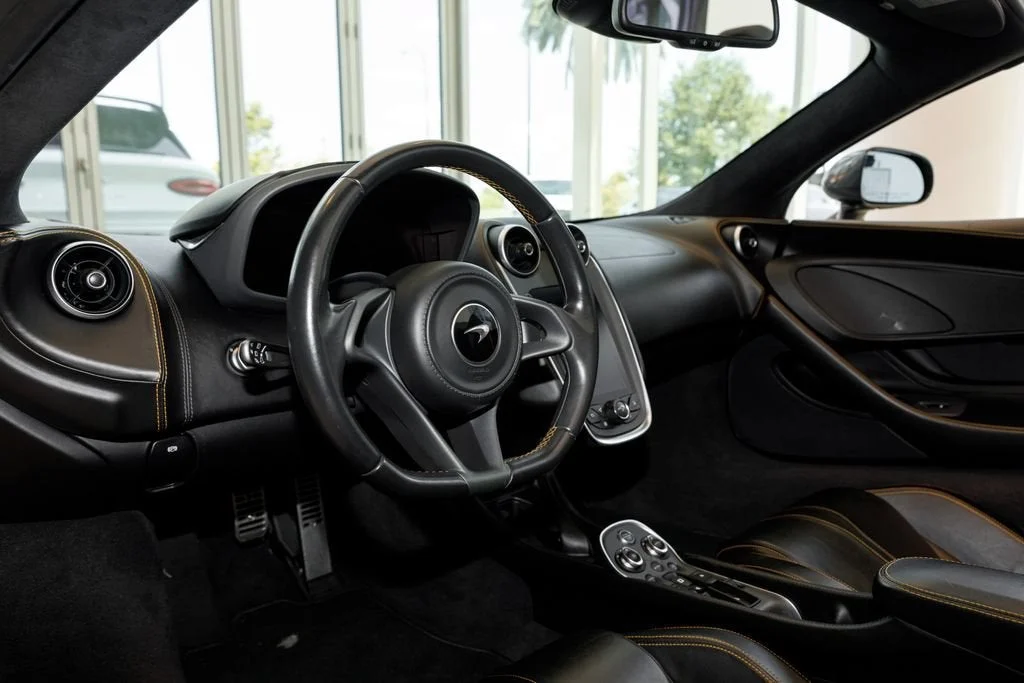 Used 2019 Gray McLaren  image 19