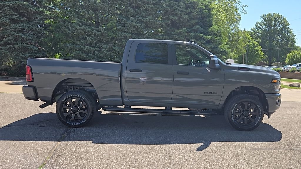 New 2026 Ceramic Gray Clear-Coat Exterior Paint RAM Big Horn image 35