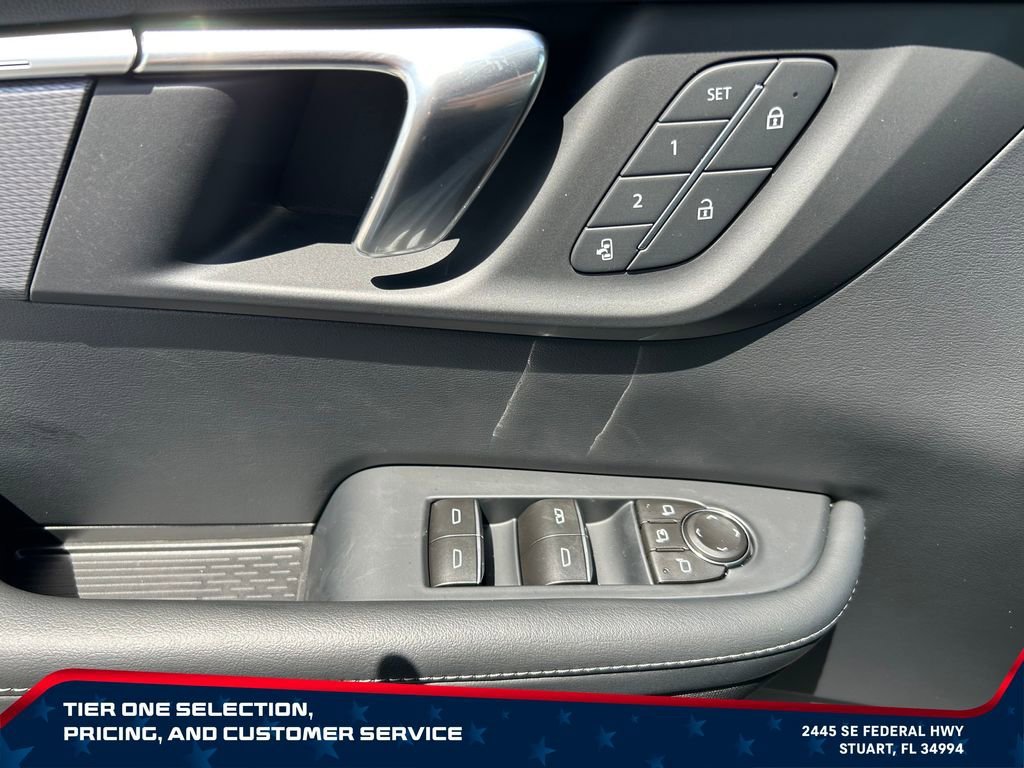 2026 Buick Enclave Sport Touring - Photo 16