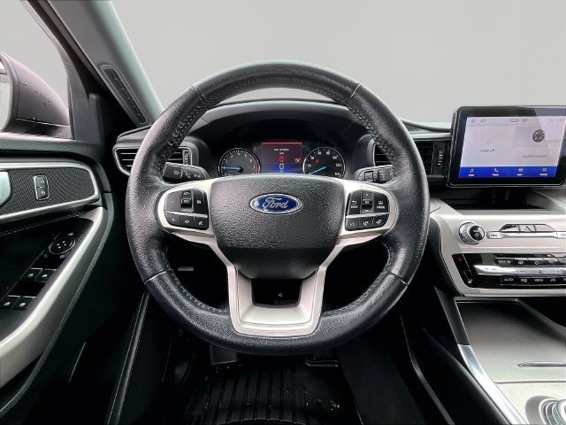 Used 2022 Black Metallic Ford XLT image 18