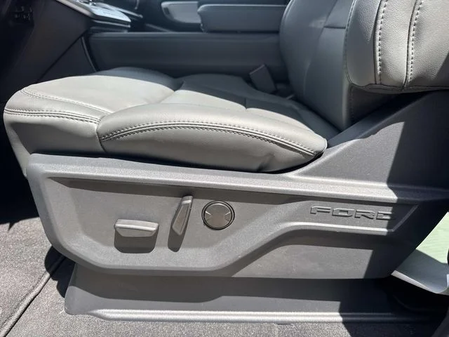 New 2026 Agate Black Metallic Ford Active image 37