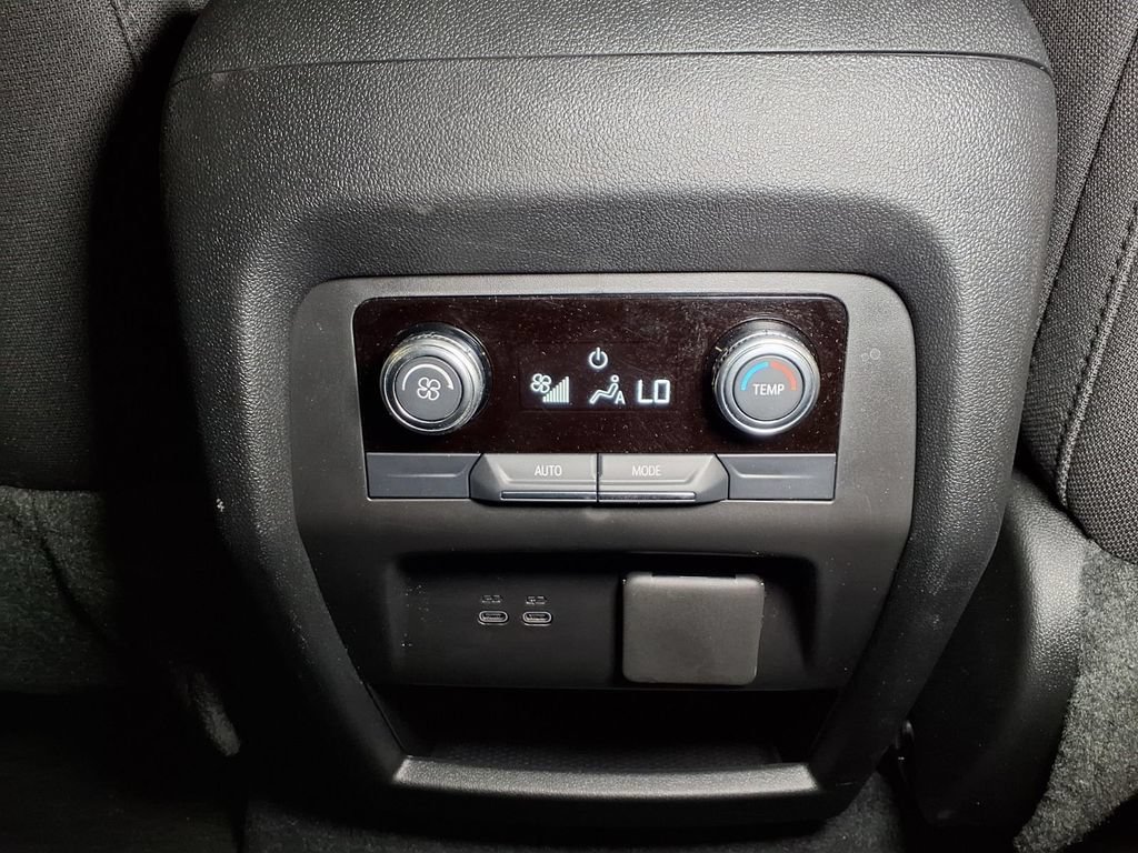 2026 GMC Acadia Elevation - Photo 18