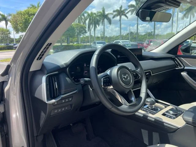 Used 2025 Silver Mazda 3.3 Turbo Premium image 27