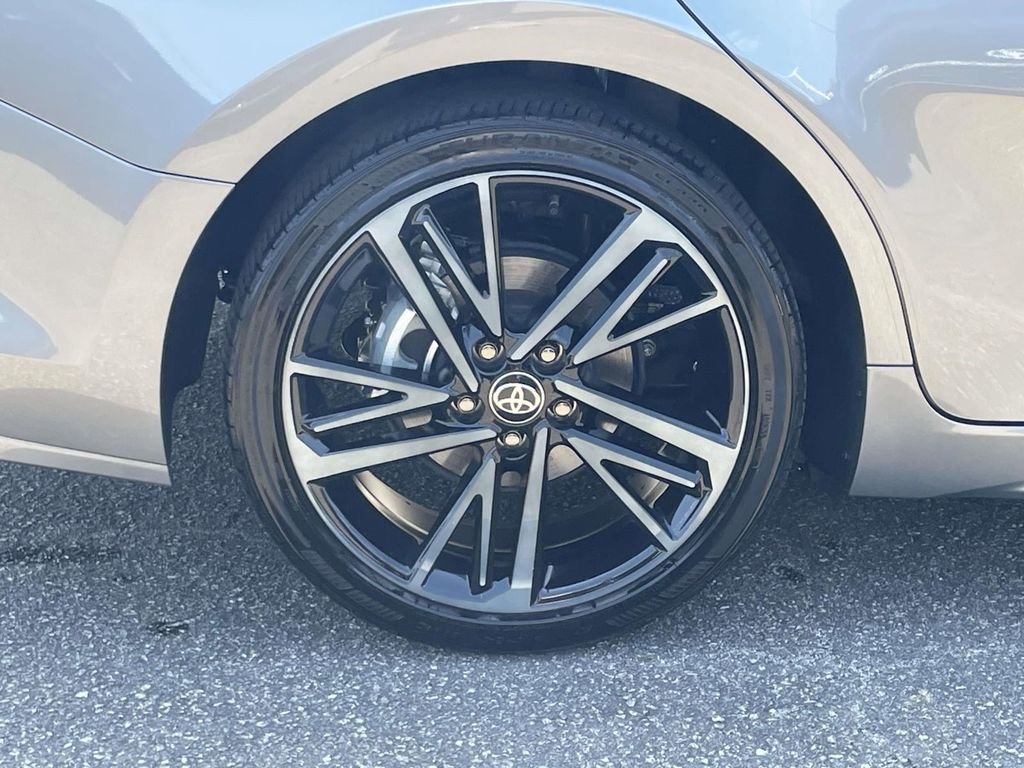 Used 2026  Toyota XSE image 7