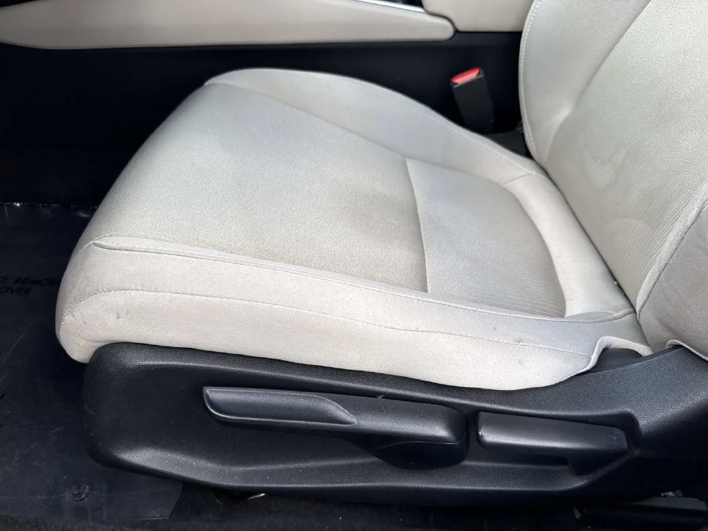 Used 2020  Honda LX image 24