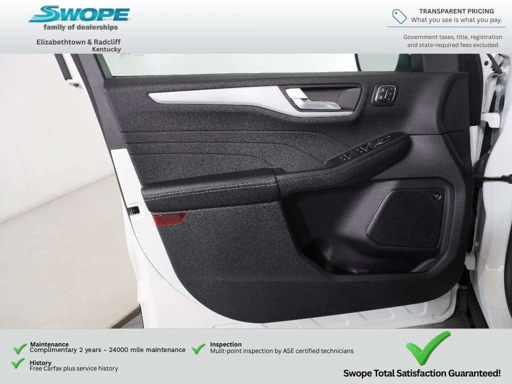 Used 2025 STAR WHITE METALLIC TRI-COAT Ford PHEV image 18