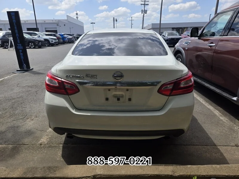 Used 2016 WHITE NISSAN 2.5 S image 7