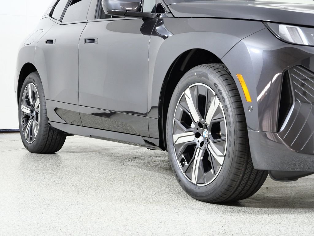 2026 BMW iX 60 - Photo 6