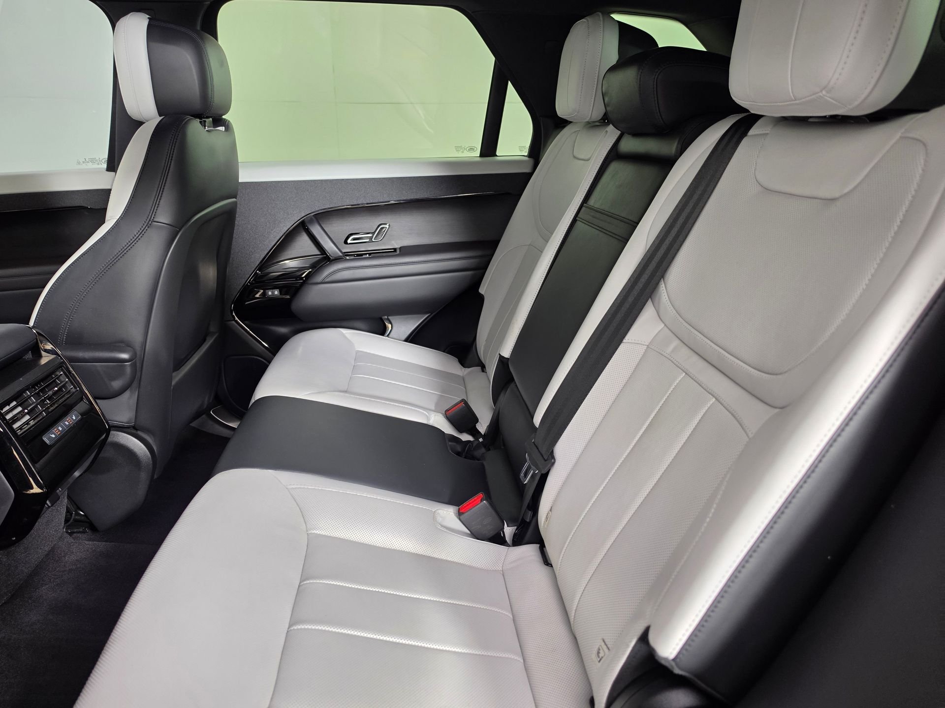 2023 Land Rover Range Rover Sport SE Dynamic - Photo 35