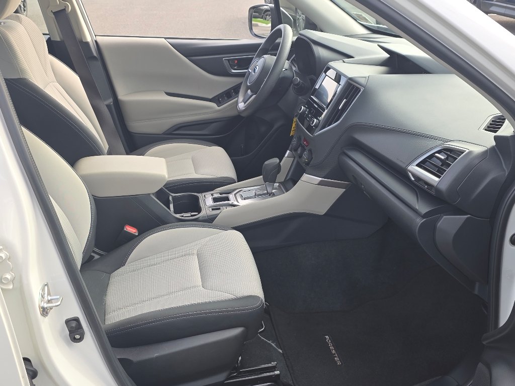 Used 2023 Crystal White Pearl Subaru  image 22