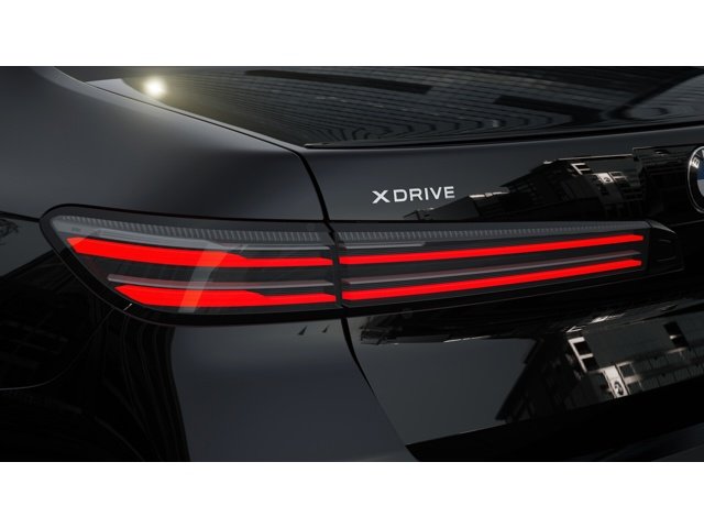 New 2027 Black Sapphire Metallic BMW 740i xDrive image 8