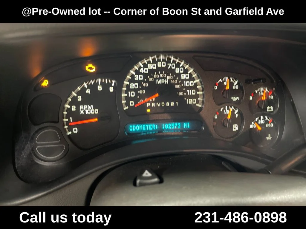 Used 2006 White Chevrolet LT image 22