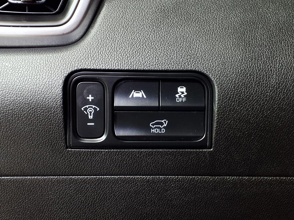 Used 2023 Black Kia X-Line EX image 20