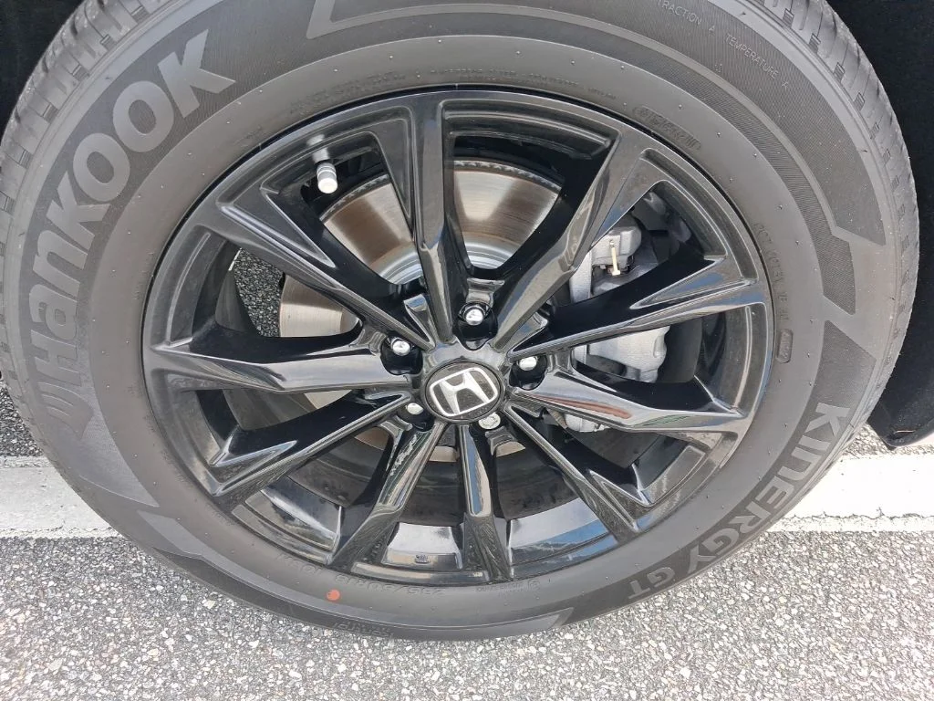 Used 2023  Honda Sport image 14
